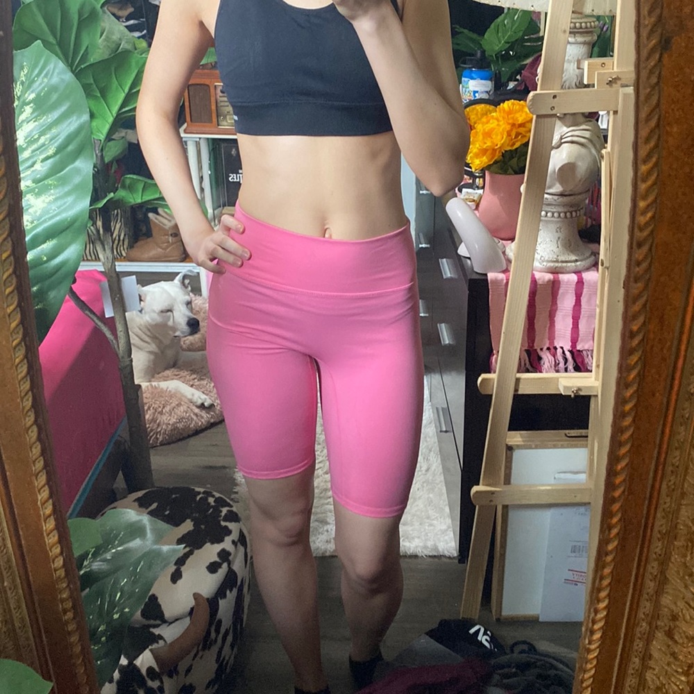 Fabletics Anywhere High-Waisted Short 9” - image 3